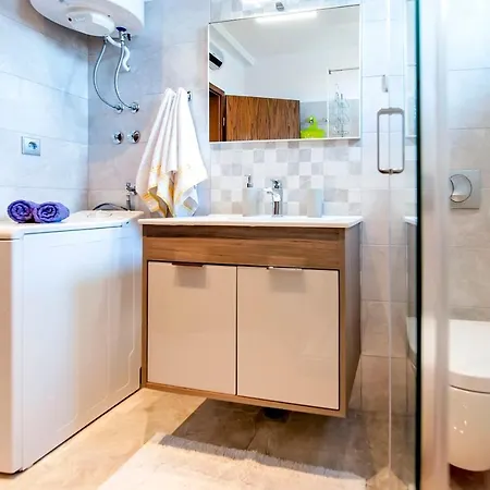 Branko Apartment *