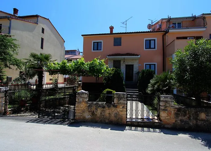 아파트 Branko 로비니