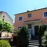 Branko Apartment *